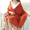 Luxusný dámsky bavlnený šál v oranžovej farbe