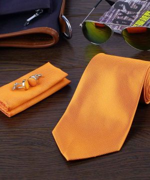 Elegantný set - kravata, vreckovka a manžetové gombíky v žltej farbe