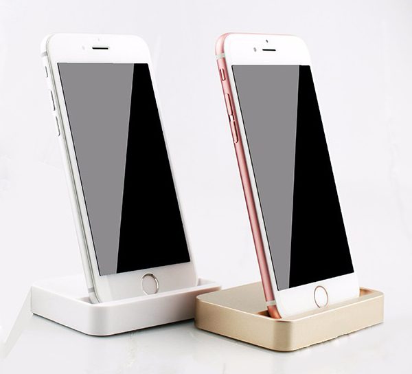 Luxusný stojan/nabíjačka na iPhone 5 / 5S / 5 iPod Touch 5, 6, 6plus, 6s, 6s plus