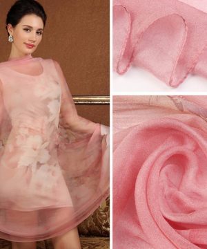 Exkluzívny veľký hodvábny šál v svetlo červenej farbe