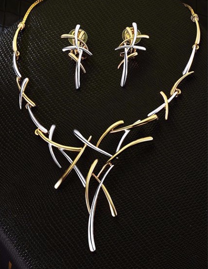 Elegantný šperkový set - naušnice + náhrdelník v strieborno-zlatom prevedení