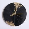 Ručne vyrobené nástenné hodiny – Black gold