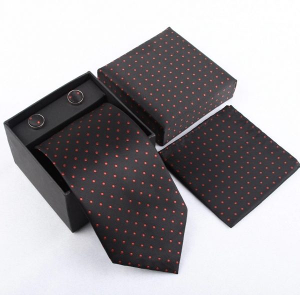 Luxusný kravatový set v čiernej farbe s červenými bodkami