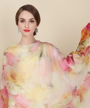 Exkluzívny veľký hodvábny šál s farebnými kvetinami