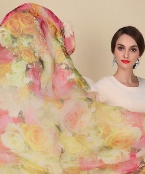 Exkluzívny veľký hodvábny šál s farebnými kvetinami