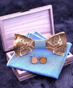 Drevený reliéfny motýlikový set z javorového dreva s ľudovým vzorom