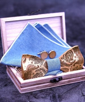 Drevený reliéfny motýlikový set z javorového dreva s ľudovým vzorom