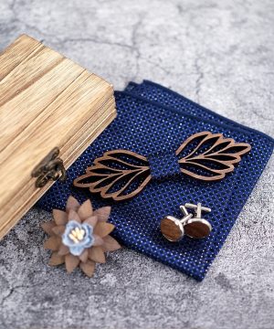 Vyrezávaný motýlikový set - drevený motýlik + brošňa + manžety + vreckovka