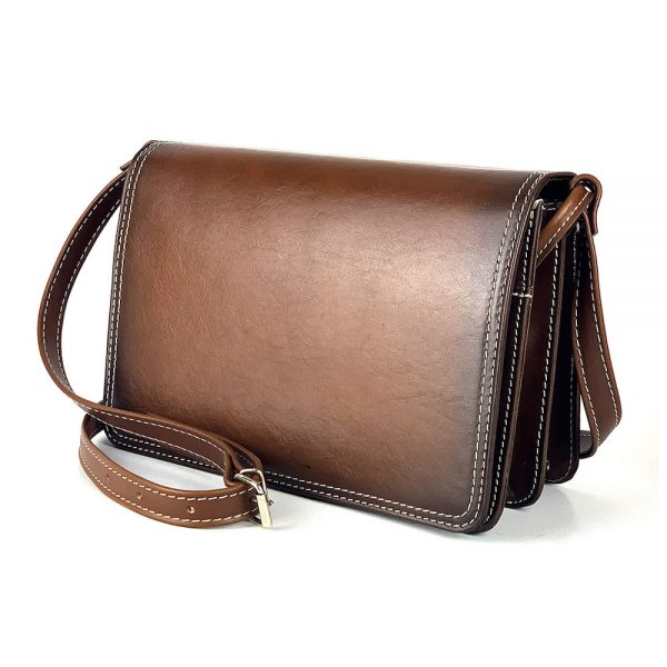 Luxusná kožená kabelka Crossbody, ručne tieňovaná, svetlo hnedá, uzatváranie – magnet