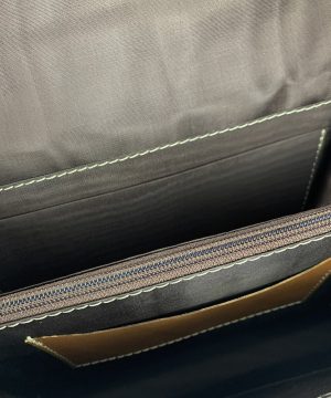 Luxusná kožená kabelka Crossbody, ručne tieňovaná, svetlo hnedá, uzatváranie – magnet – Obrázok 8