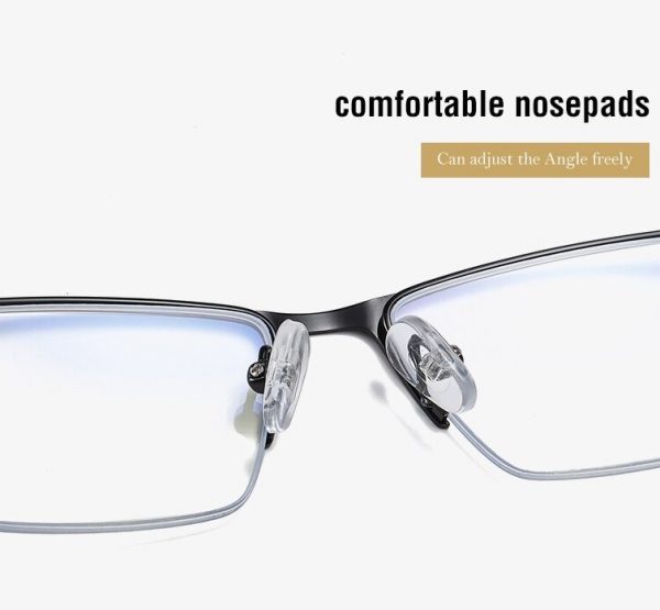 Moderné okuliare s ochranným filtrom proti žiareniu PC v čiernej farbe