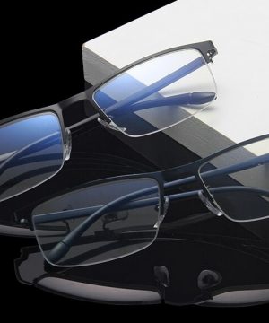 Luxusné moderné okuliare s filtrom na prácu na PC s čiernym rámikom