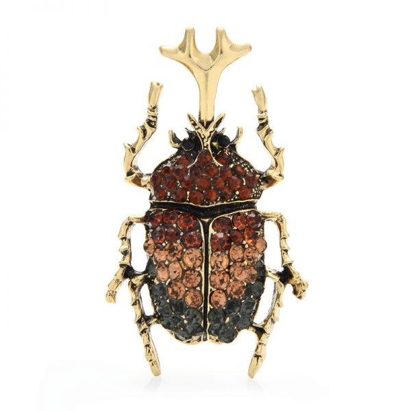 Luxusná dekoračná brošňa v podobe scarabeusa s kryštálikmi