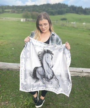 Hodvábna šatka Kôň - sivý, Ručná výroba na Slovensku, 90 x 90cm