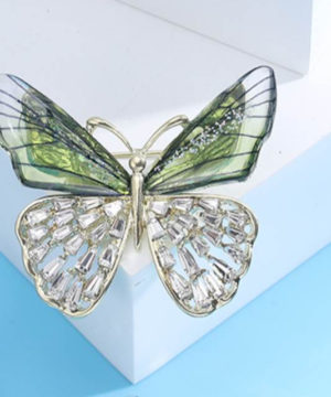 Luxusná brošňa na šaty v tvare zeleného motýľa