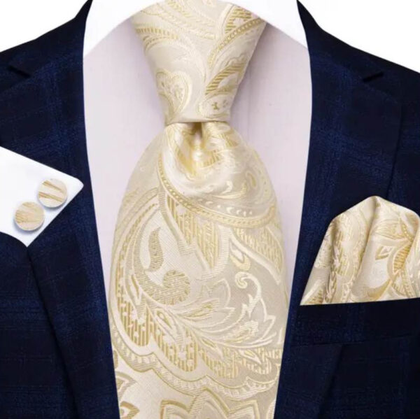 Kravatová sada so zlatým vzorom ( kravata + manžety + vreckovka )
