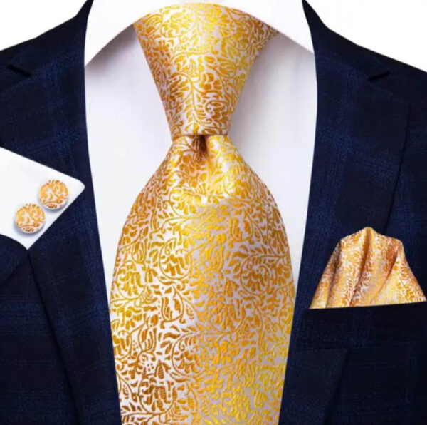 Kravatový set so zlatým vzorom ( kravata + manžety + vreckovka )
