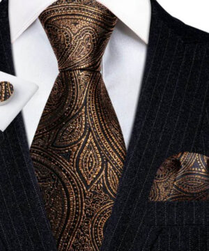 Sada s kravatou, vreckovkou a gombíkmi s hnedým ornamentom