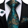 Sada s kravatou, vreckovkou a gombíkmi v tyrkysovom dizajne