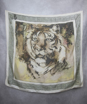 Alternative view of Luxusná ručne maľovaná  hodvábna šatka TIGER, 90 x 90cm, Výroba na Slovensku