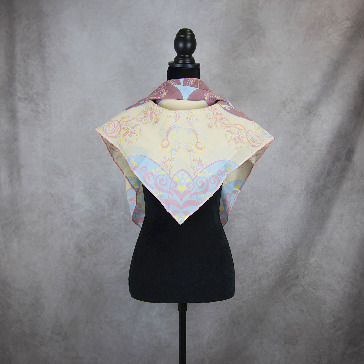 Luxusná hodvábna šatka ORNAMENT VZOR_1, 90 x 90cm, Made in SLOVAKIA