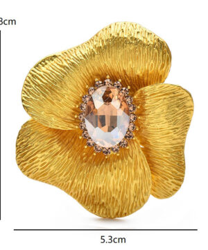 Alternative view of Luxusná brošňa v tvare zlatej kvetiny