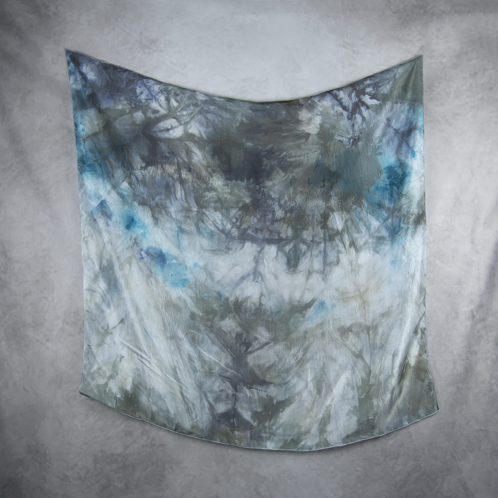 Luxusná hodvábna šatka VZOR_50, 85 x 90cm, Vyrobené na Slovensku – Obrázok 2