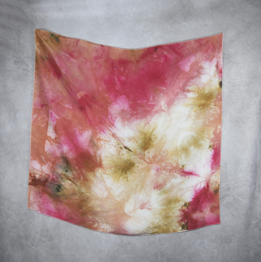 Luxusná hodvábna šatka VZOR_97, 85 x 90cm, Vyrobené na Slovensku – Obrázok 2